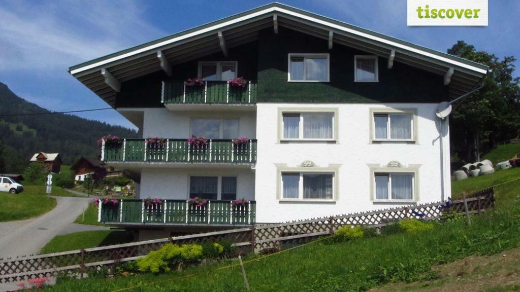 Haus Valuga Villa Bürserberg Kültér fotó